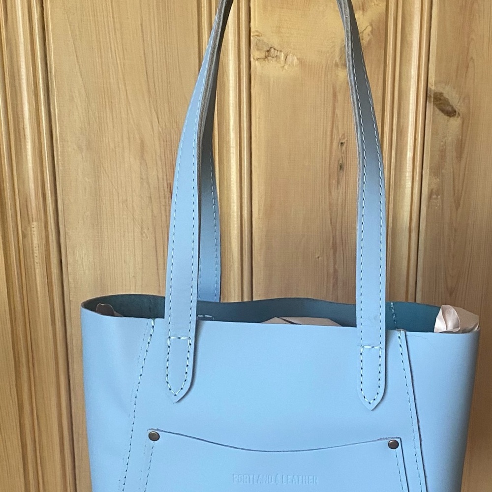 PORTLAND LEATHER GLACIAL BLUE SMALL JULIETTE TOTE - Picture 13 of 14
